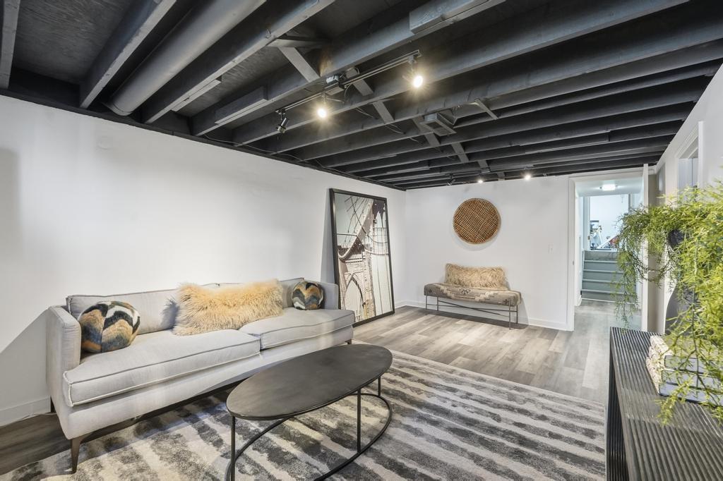 9948 Rosehill Road Lenexa, KS 66215 - Photo 24 of 41