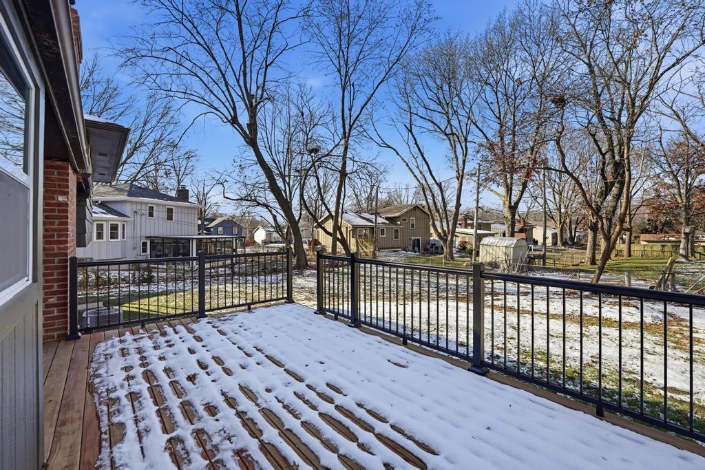 9948 Rosehill Road Lenexa, KS 66215 - Photo 26 of 41