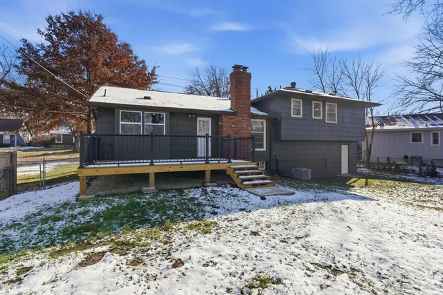 $425,000 | 9948 Rosehill Road, Lenexa, KS 66215