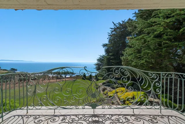 $10,950,000 | 112 Holiday Drive, La Selva Beach, CA 95076