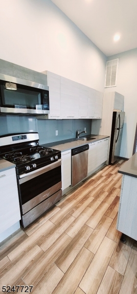 795 Main Avenue Passaic, NJ 07055 - Photo 6 of 11