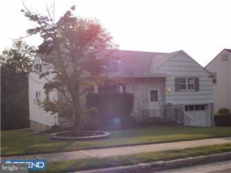2028 Fortune Road Abington, PA 19038 - Photo 2 of 9 Gallery Image 2