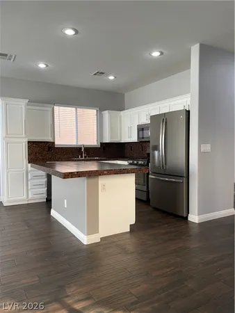$2,050 | 1406 Maryland Heights Avenue, Las Vegas, NV 89183