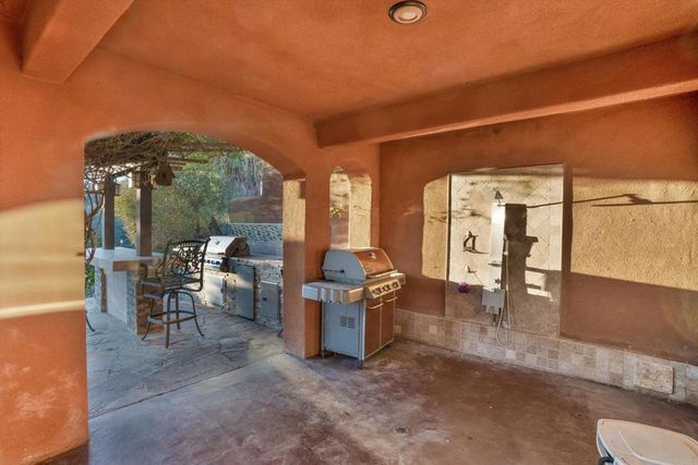 $2,199,000 | 2440 Los Alisos Drive, Fallbrook, CA 92028