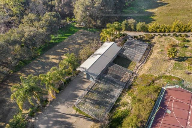 $2,199,000 | 2440 Los Alisos Drive, Fallbrook, CA 92028