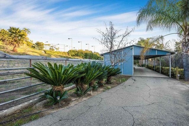 $2,199,000 | 2440 Los Alisos Drive, Fallbrook, CA 92028