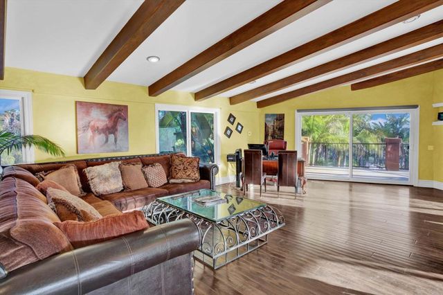 $2,199,000 | 2440 Los Alisos Drive, Fallbrook, CA 92028