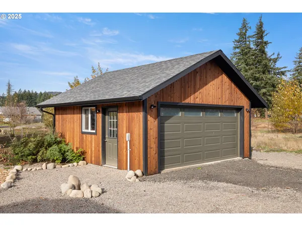 $875,000 | 138 Santiam Street, Gates, OR 97346