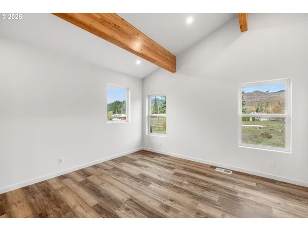 $875,000 | 138 Santiam Street, Gates, OR 97346