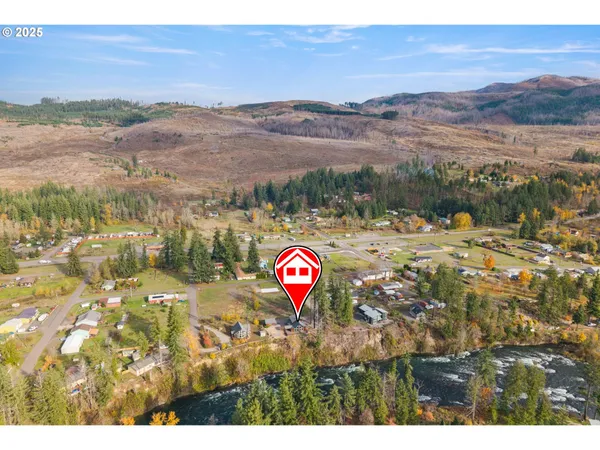 $875,000 | 138 Santiam Street, Gates, OR 97346