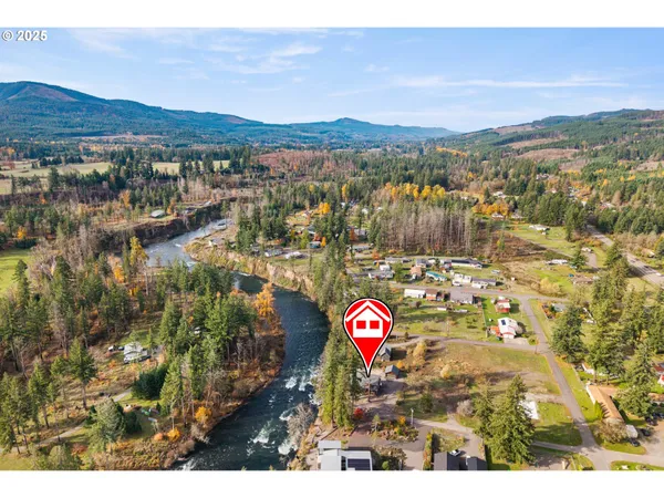 $875,000 | 138 Santiam Street, Gates, OR 97346