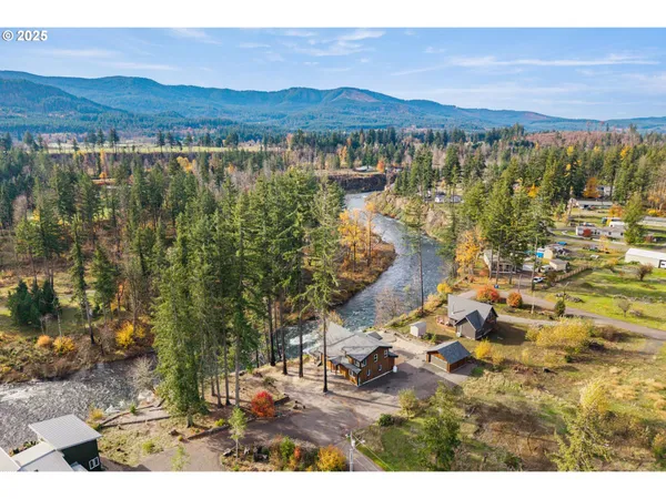 $875,000 | 138 Santiam Street, Gates, OR 97346