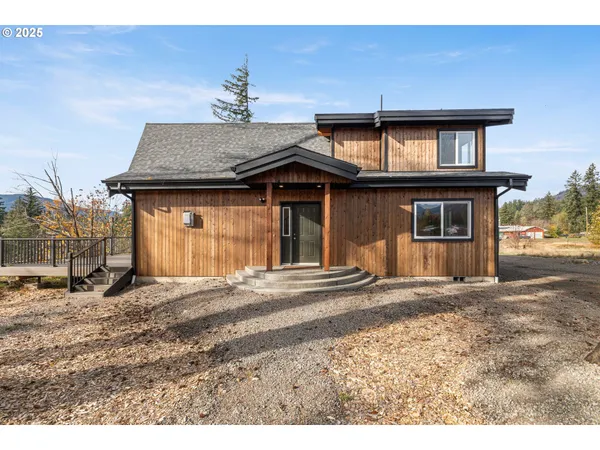 $875,000 | 138 Santiam Street, Gates, OR 97346