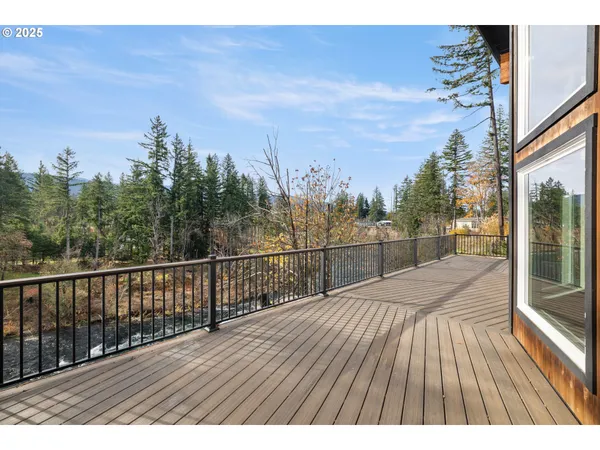 $875,000 | 138 Santiam Street, Gates, OR 97346