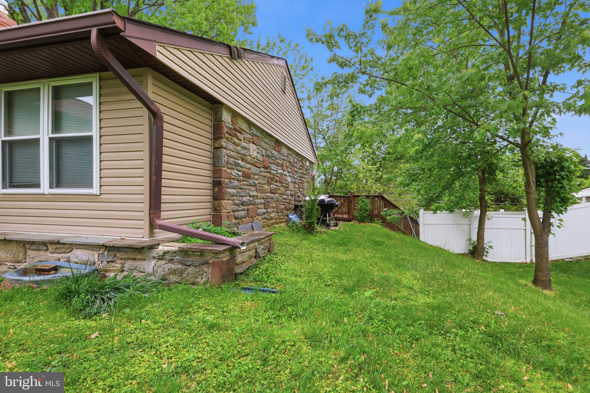 1111 Harriett Road Huntingdon Valley, PA 19006 - Photo 39 of 49