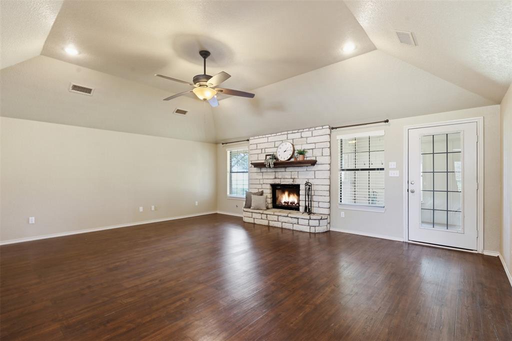 1820 Tolar Highway Tolar, TX 76476 - Photo 8 of 40 Gallery Image 8