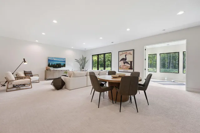 $1,625,000 | 705 Ensconced Way, Chaska, MN 55318