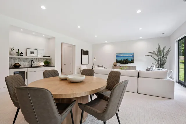 $1,625,000 | 705 Ensconced Way, Chaska, MN 55318