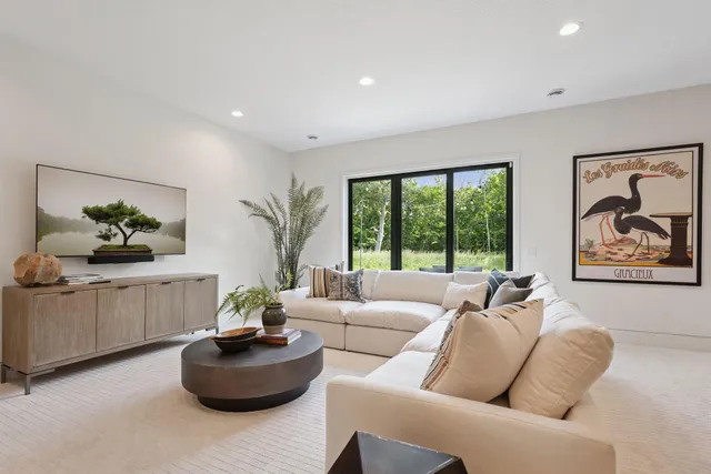 $1,625,000 | 705 Ensconced Way, Chaska, MN 55318