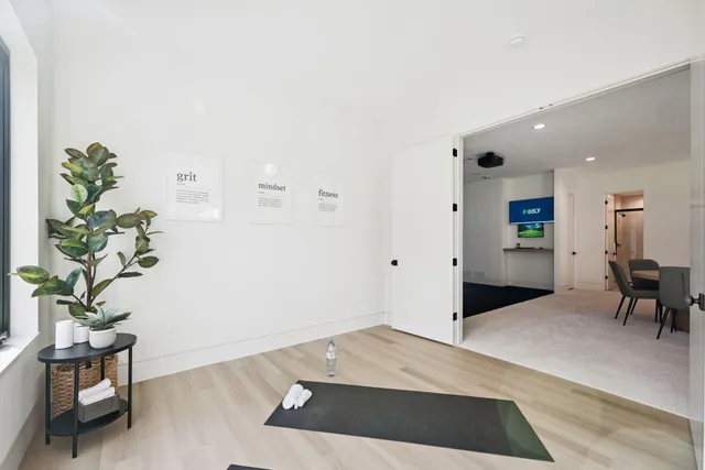 $1,625,000 | 705 Ensconced Way, Chaska, MN 55318