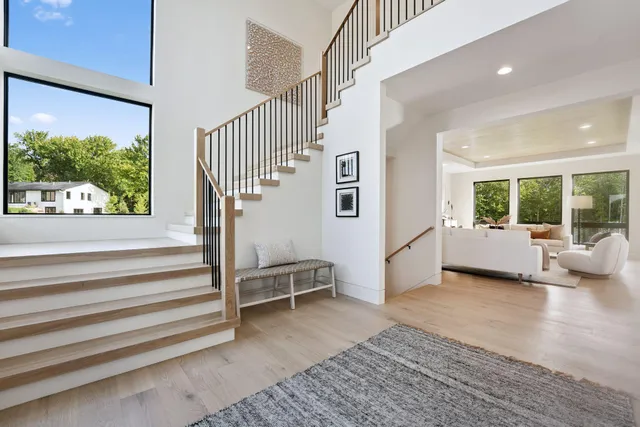 $1,625,000 | 705 Ensconced Way, Chaska, MN 55318