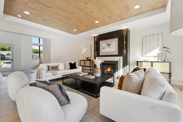 $1,599,900 | 705 Ensconced Way, Chaska, MN 55318