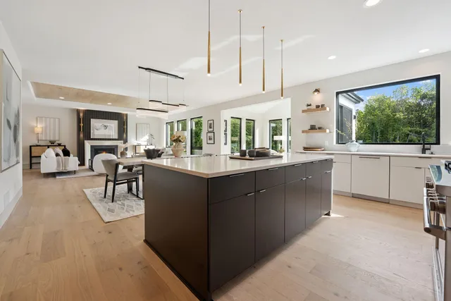 $1,625,000 | 705 Ensconced Way, Chaska, MN 55318