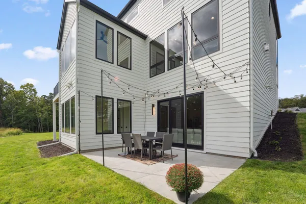 $1,599,900 | 705 Ensconced Way, Chaska, MN 55318