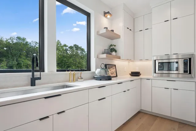 $1,625,000 | 705 Ensconced Way, Chaska, MN 55318