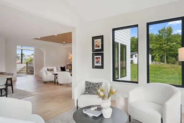 $1,625,000 | 705 Ensconced Way, Chaska, MN 55318