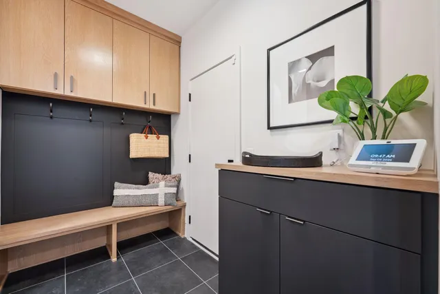 $1,625,000 | 705 Ensconced Way, Chaska, MN 55318