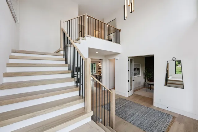 $1,625,000 | 705 Ensconced Way, Chaska, MN 55318