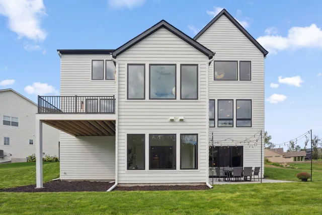 $1,625,000 | 705 Ensconced Way, Chaska, MN 55318