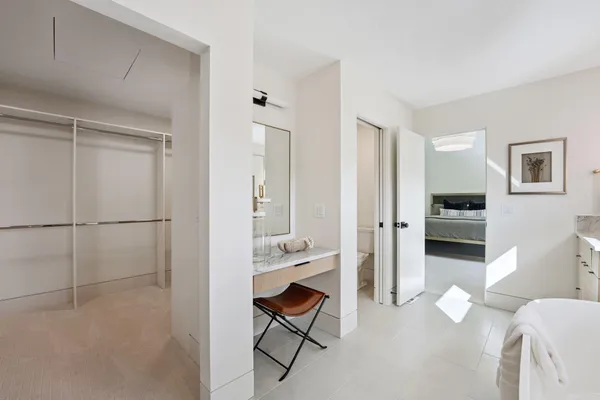 $1,599,900 | 705 Ensconced Way, Chaska, MN 55318