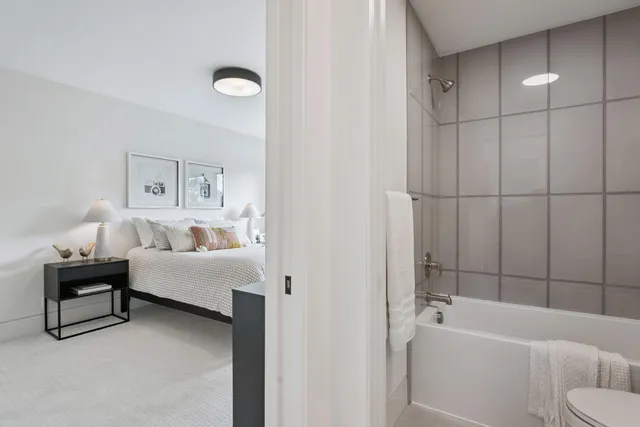 $1,625,000 | 705 Ensconced Way, Chaska, MN 55318