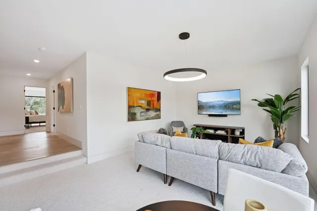 $1,625,000 | 705 Ensconced Way, Chaska, MN 55318