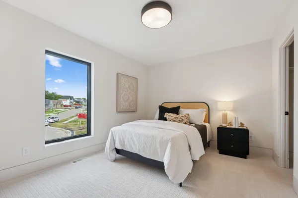 $1,599,900 | 705 Ensconced Way, Chaska, MN 55318