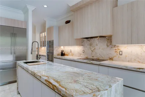 $4,850,000 | 6235 Rolling Rd Drive, Pinecrest, FL 33156