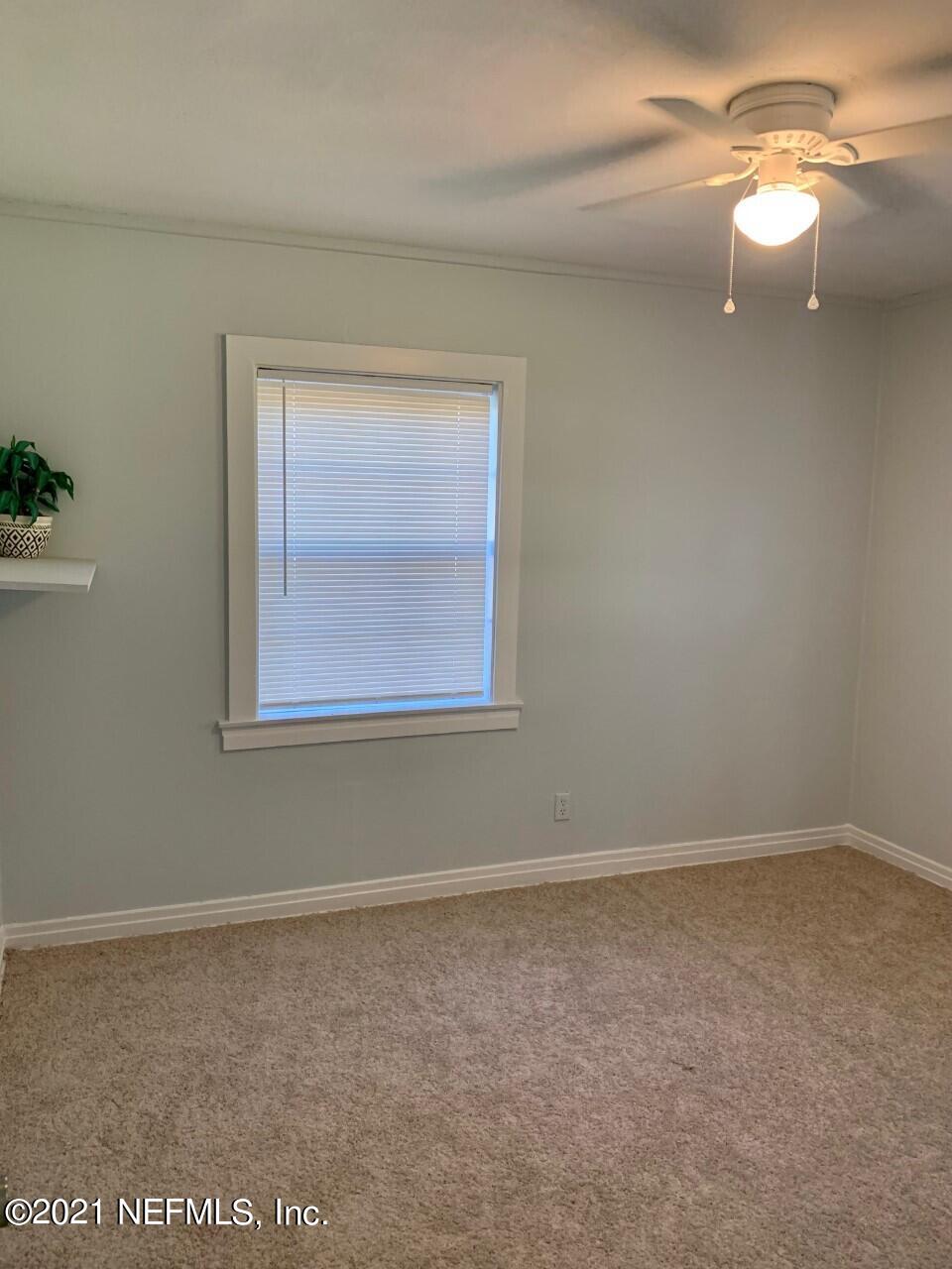 11661 Dewitt Road Jacksonville, FL 32218 - Photo 7 of 14 a view of a small space