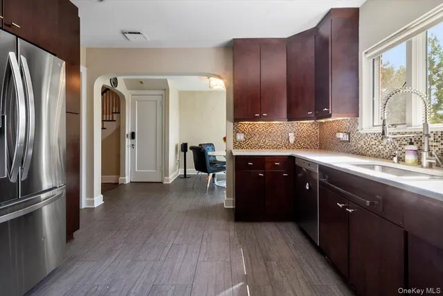 $1,800,000 | 110 Edgemont Road, Scarsdale, NY 10583