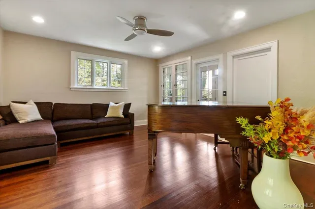 $1,800,000 | 110 Edgemont Road, Scarsdale, NY 10583