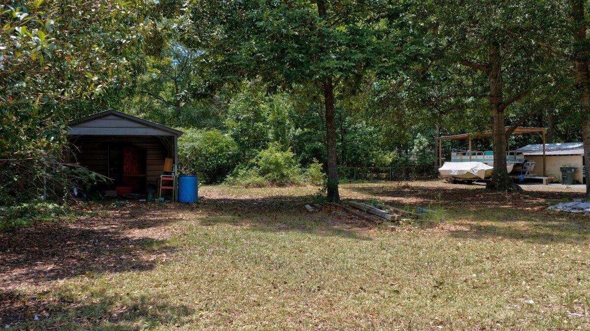 623 Barn Road Bonneau, SC 29431 - Photo 34 of 43 623 Barn Road-45