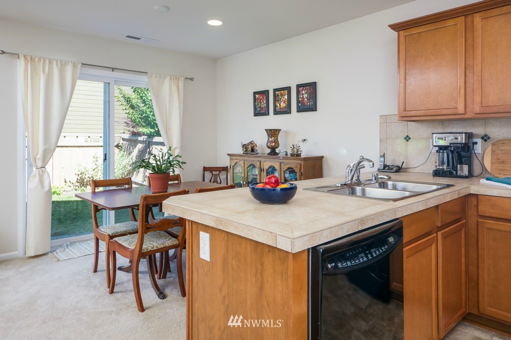 9902 30th Drive Southeast Everett, WA 98208 - Photo 6 of 13