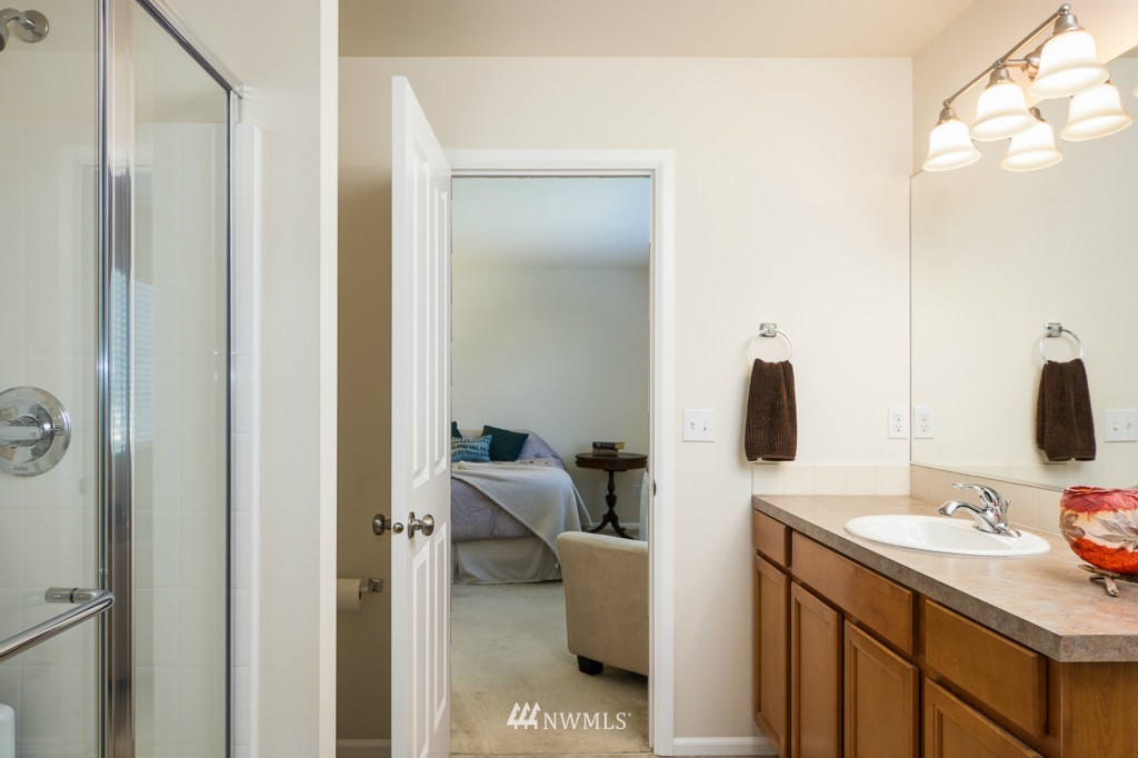 9902 30th Drive Southeast Everett, WA 98208 - Photo 8 of 13