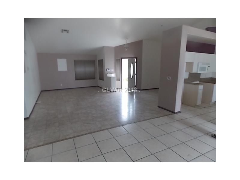 806 Rancho Coast Way Henderson, NV 89002 - Photo 3 of 17 Property Photo.