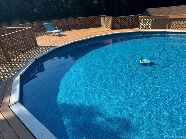 $749,999 | 20 Lake Road, Mahopac, NY 10541