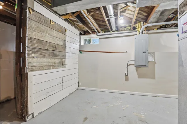 $299,999 | 1324 East Joseph Avenue, Spokane, WA 99208