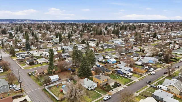 $299,999 | 1324 East Joseph Avenue, Spokane, WA 99208