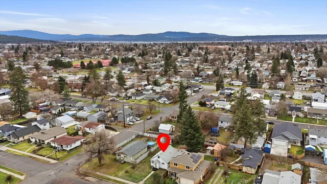 $299,999 | 1324 East Joseph Avenue, Spokane, WA 99208
