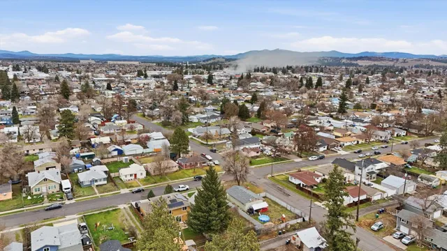 $299,999 | 1324 East Joseph Avenue, Spokane, WA 99208